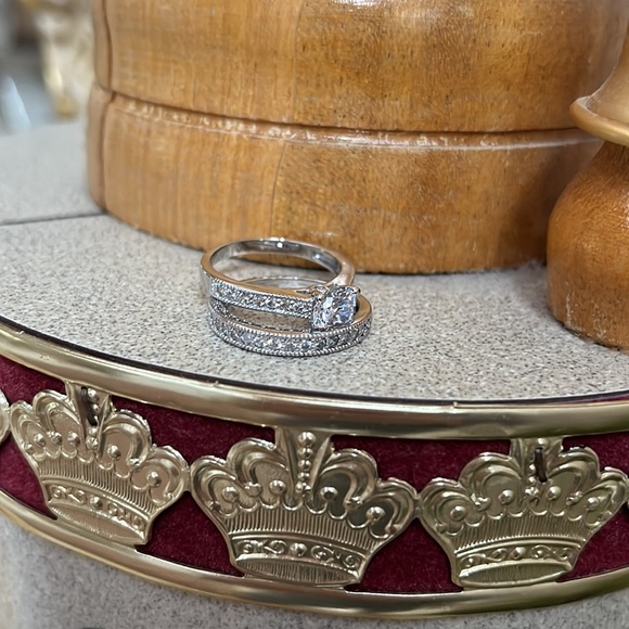 14k Solid Real white gold 2pc engagement ring - Picture 15 of 17